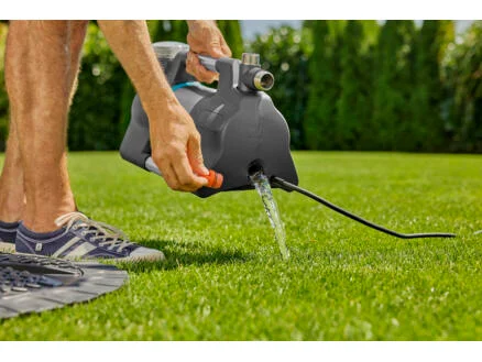 2063–gardena-5600-silent-besproeiingspomp-900w-1.webp