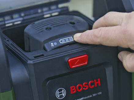3813–bosch-universalaquatak-36v-100-nettoyeur-haute-pression-sans-fil-36v-li-ion-batterie-non-comprise-1.jpg