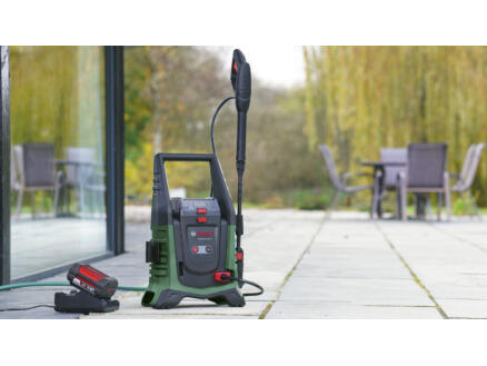 3814–bosch-universalaquatak-36v-100-nettoyeur-haute-pression-sans-fil-36v-li-ion-1.jpg