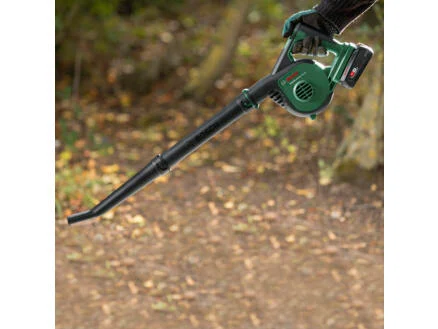 3828–bosch-universalleafblower-18v-130-souffleur-de-feuilles-sans-fil-18v-li-ion-batterie-non-comprise-1.webp