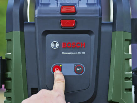 3831–bosch-universalaquatak-36v-100-nettoyeur-haute-pression-sans-fil-brosse-batterie-non-comprise-1.webp