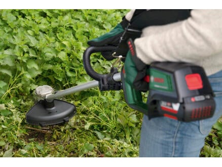 3865–bosch-advancedbrushcut-36v-23-accu-bosmaaier-36v-li-ion-33cm-lader-1.jpg