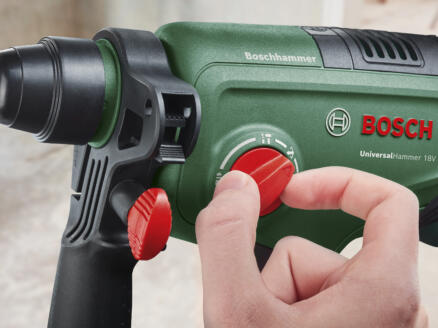 621–bosch-universalhammer-marteau-perforateur-sans-fil-18v-li-ion-avec-2-batteries-chargeur-1.webp