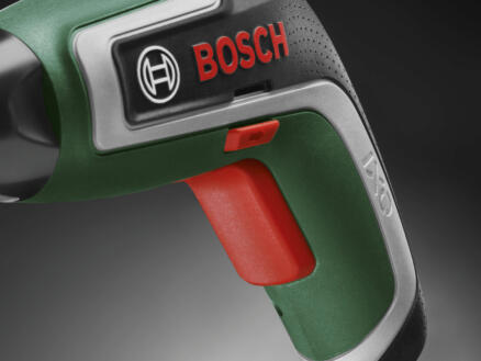 628–bosch-ixo-7-visseuse-sans-fil-3-6v-chargeur-accessoires-1.webp